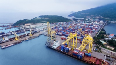 Năm 2024: Ngành cảng biển và logistics có thể hưởng lợi từ sự phục hồi hoạt động thương mại